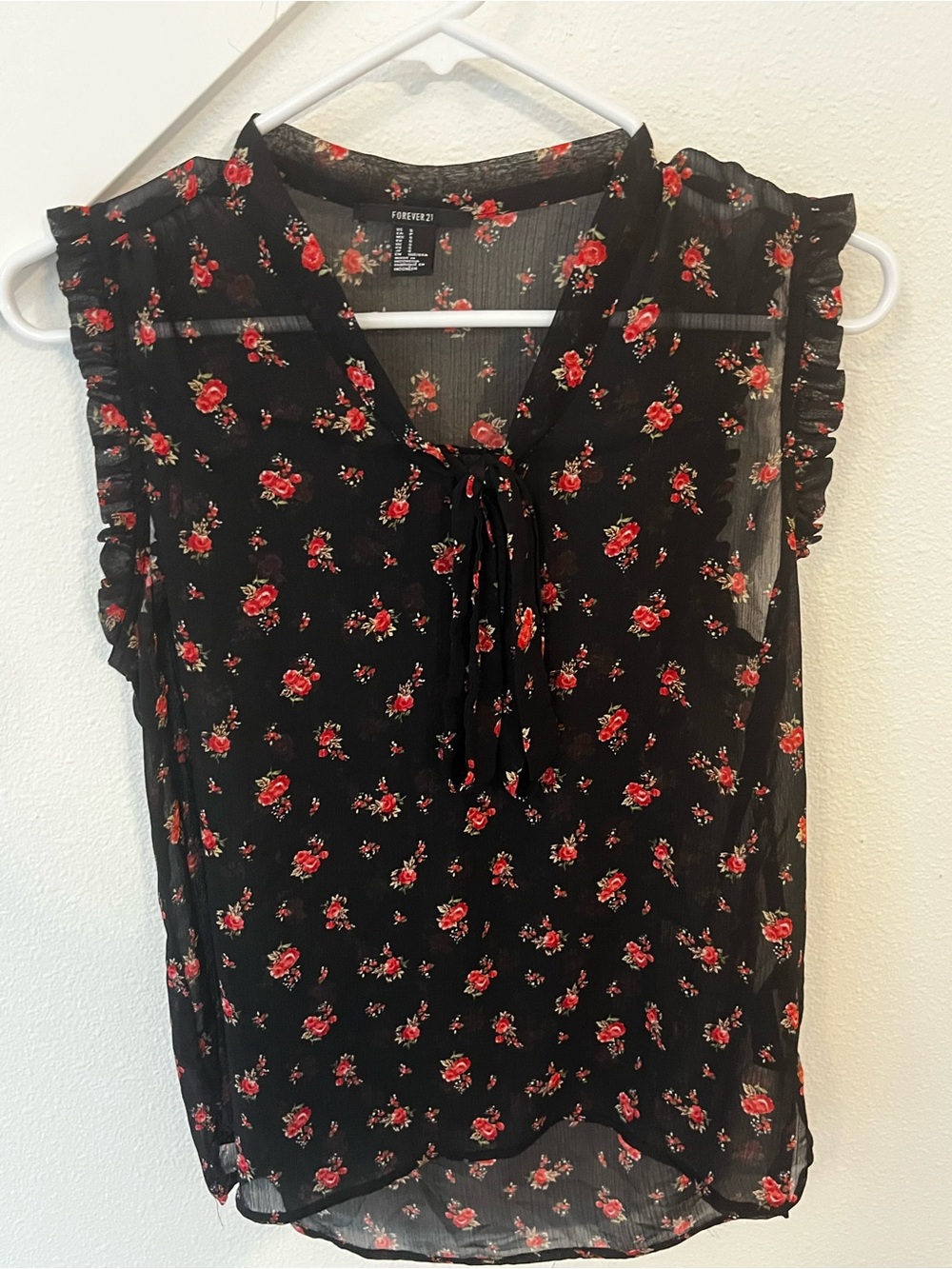 Forever 21 Black Floral Tie-Front Sleeveless Camisole